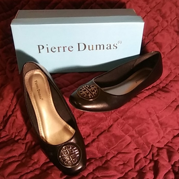 Pierre Dumas Women's Black Ballet Flats - Picture 5 of 14
